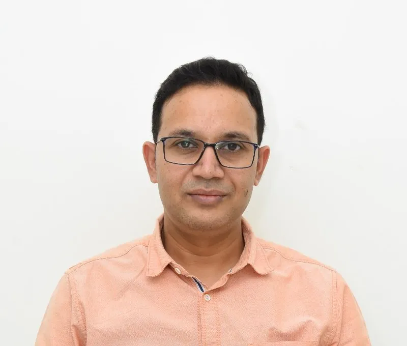 डॉ. मयंक देवांगन